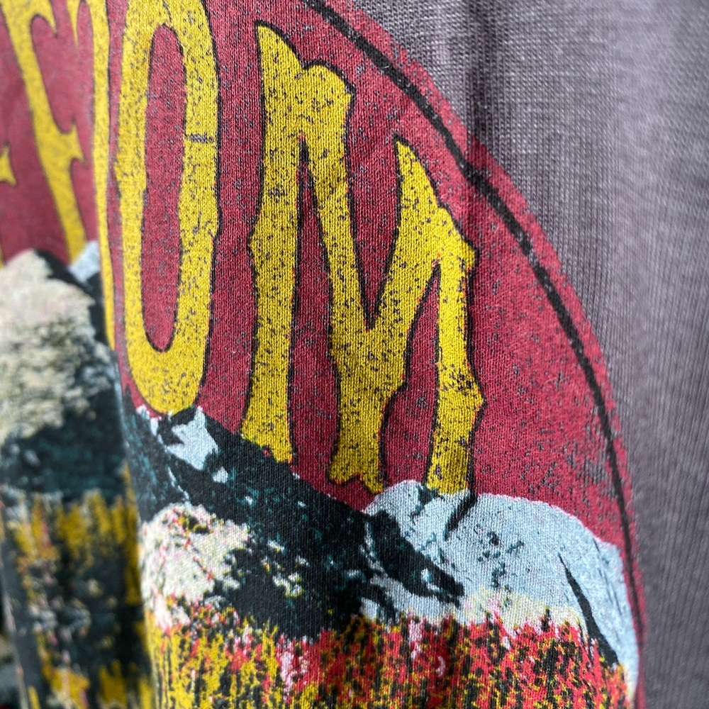 Vintage Graphic Tee - Picture 2 of 7